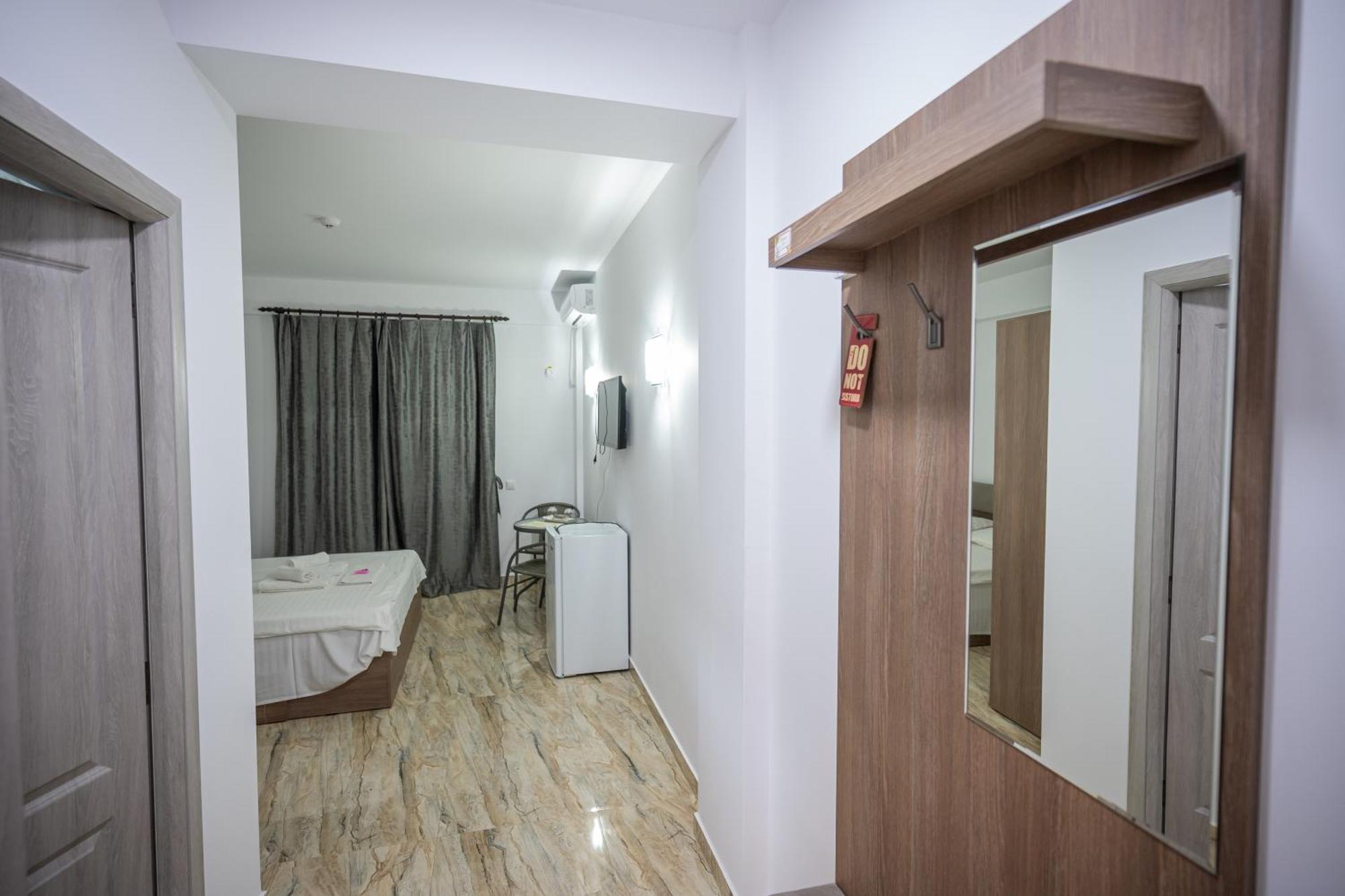Hotel Damar Costinesti Luaran gambar