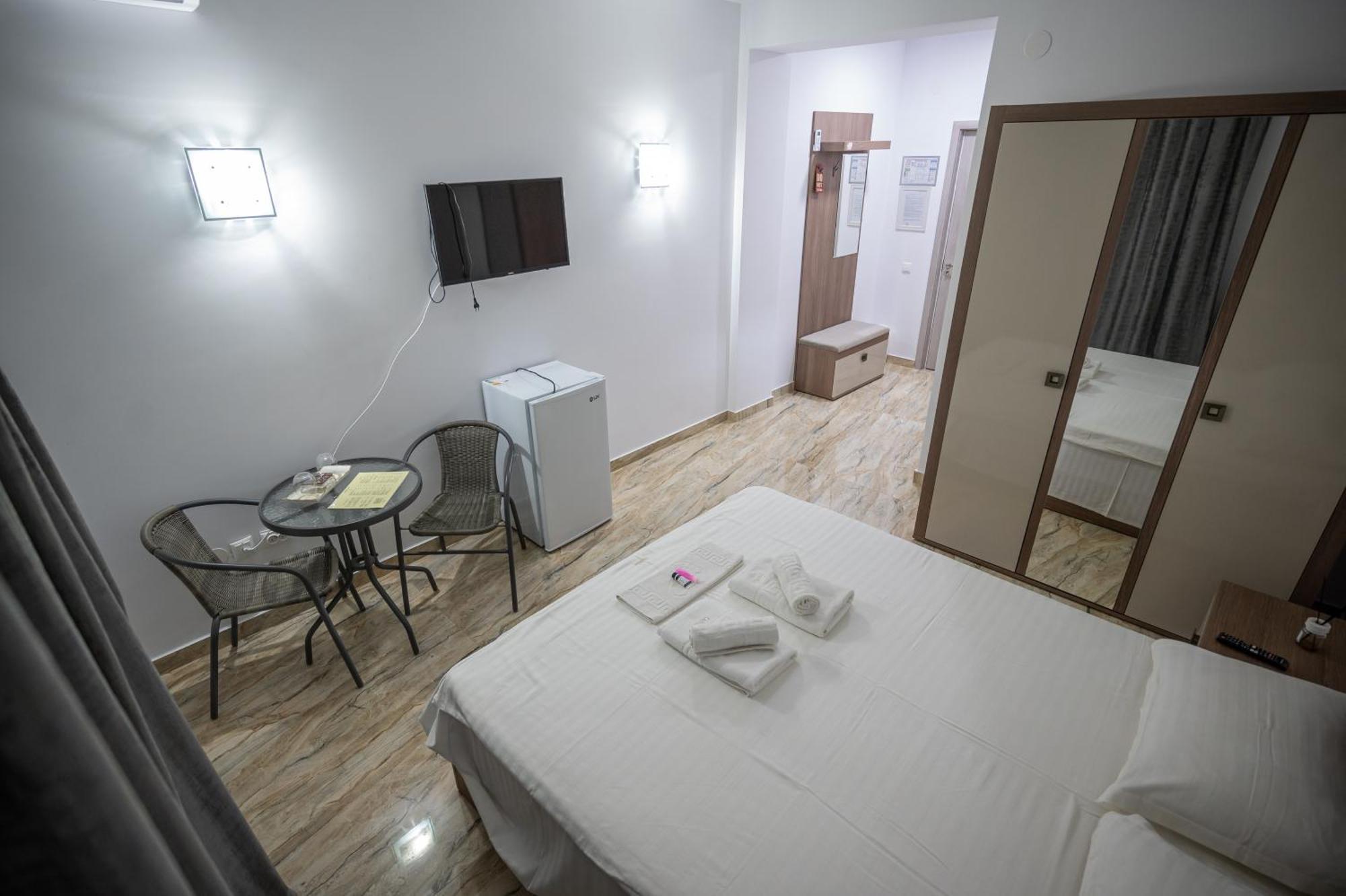Hotel Damar Costinesti Luaran gambar