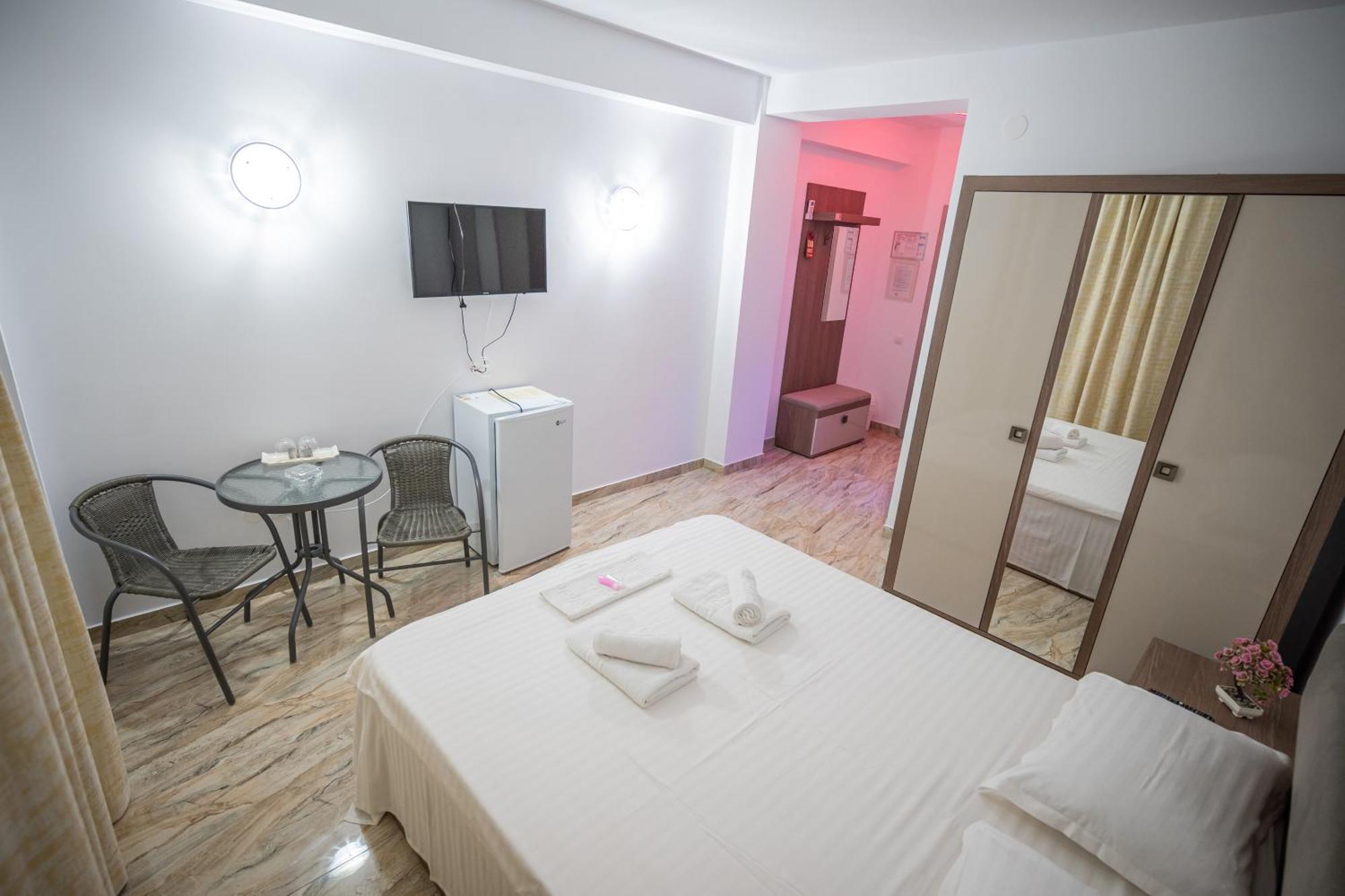 Hotel Damar Costinesti Luaran gambar